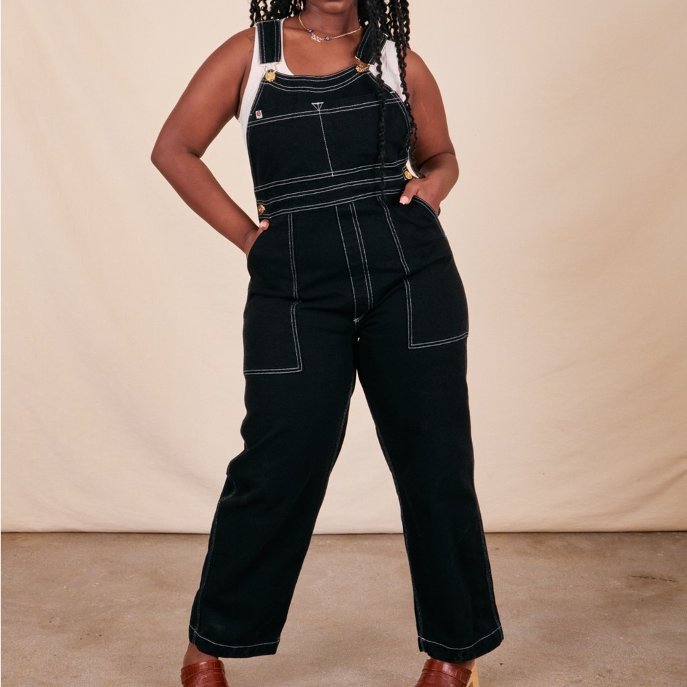 Big Bud Press Black Contrast-Stitch Jumpsuit - Picture 1 of 4